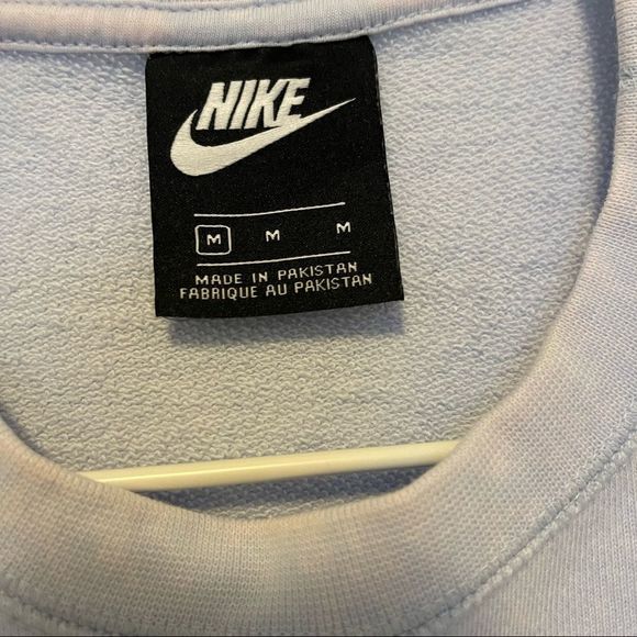 Nike Crop Crew - Picture 2 of 3